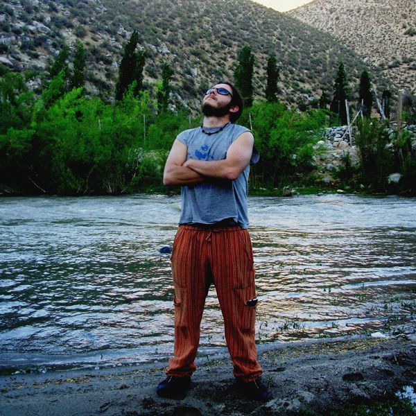 Lee más sobre el artículo René Squella y los aportes de la Psicología Socioambiental