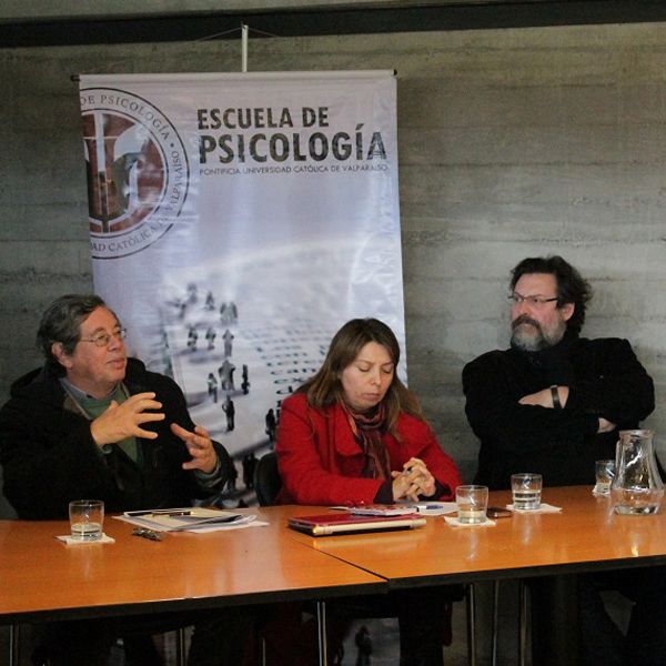 Lee más sobre el artículo Seminario: «Discusiones en torno a lo público en Educación» analizó el rol del Estado en Educación y el Cierre de las Escuelas