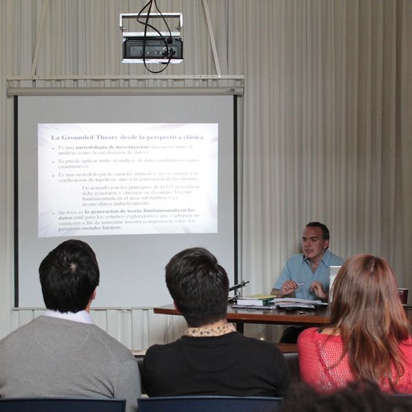 Lee más sobre el artículo Jordi Bonet analizó las contribuciones de la Teoría Feminista a la Grounded Theory