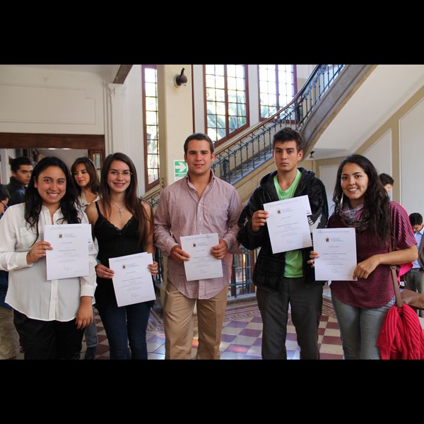 Lee más sobre el artículo Seis estudiantes de Psicología fueron becados por puntaje PSU