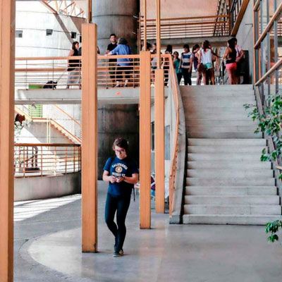 Lee más sobre el artículo Siete consejos prácticos para los alumnos que aún no deciden qué carrera estudiar