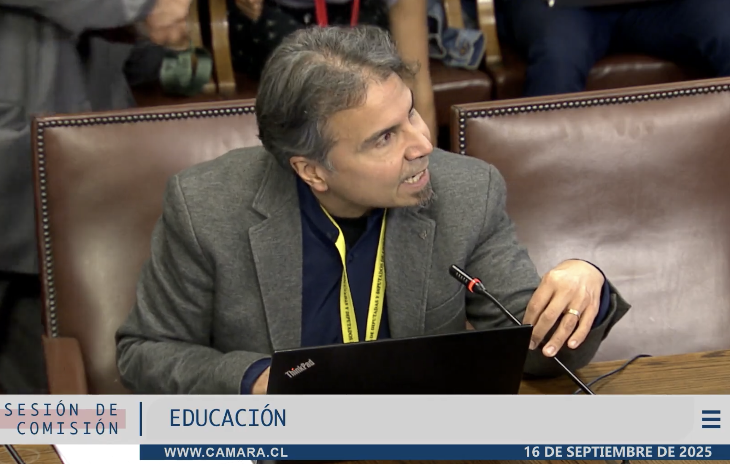 Lee más sobre el artículo Académico de Psicología PUCV participó en Comisión de Educación de la Cámara de Diputados