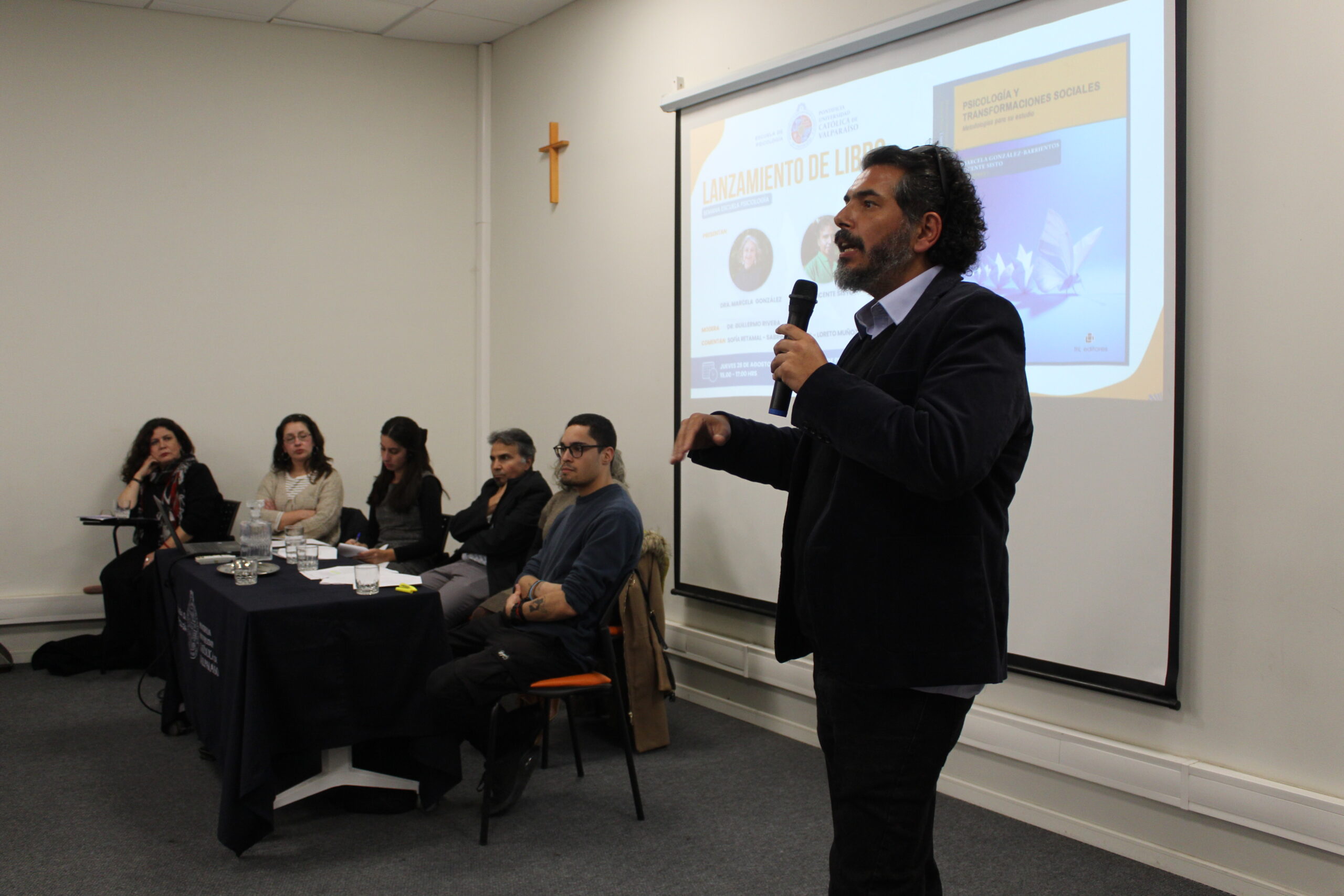 Lee más sobre el artículo Lanzamiento del libro “Psicología y Transformaciones Sociales: Metodologías para su estudio”