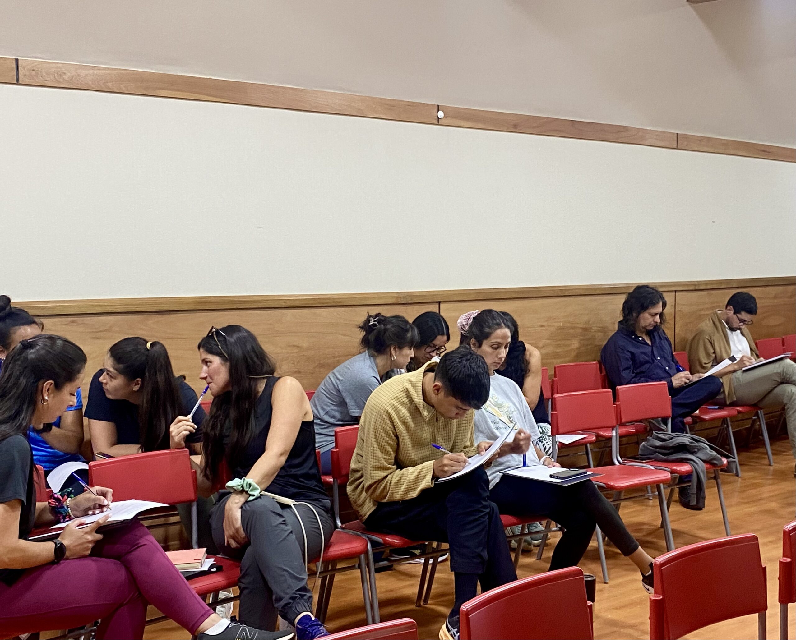 Lee más sobre el artículo PACES PUCV realiza jornada de trabajo en convivencia escolar con docentes del Colegio St Margaret’s de Concón