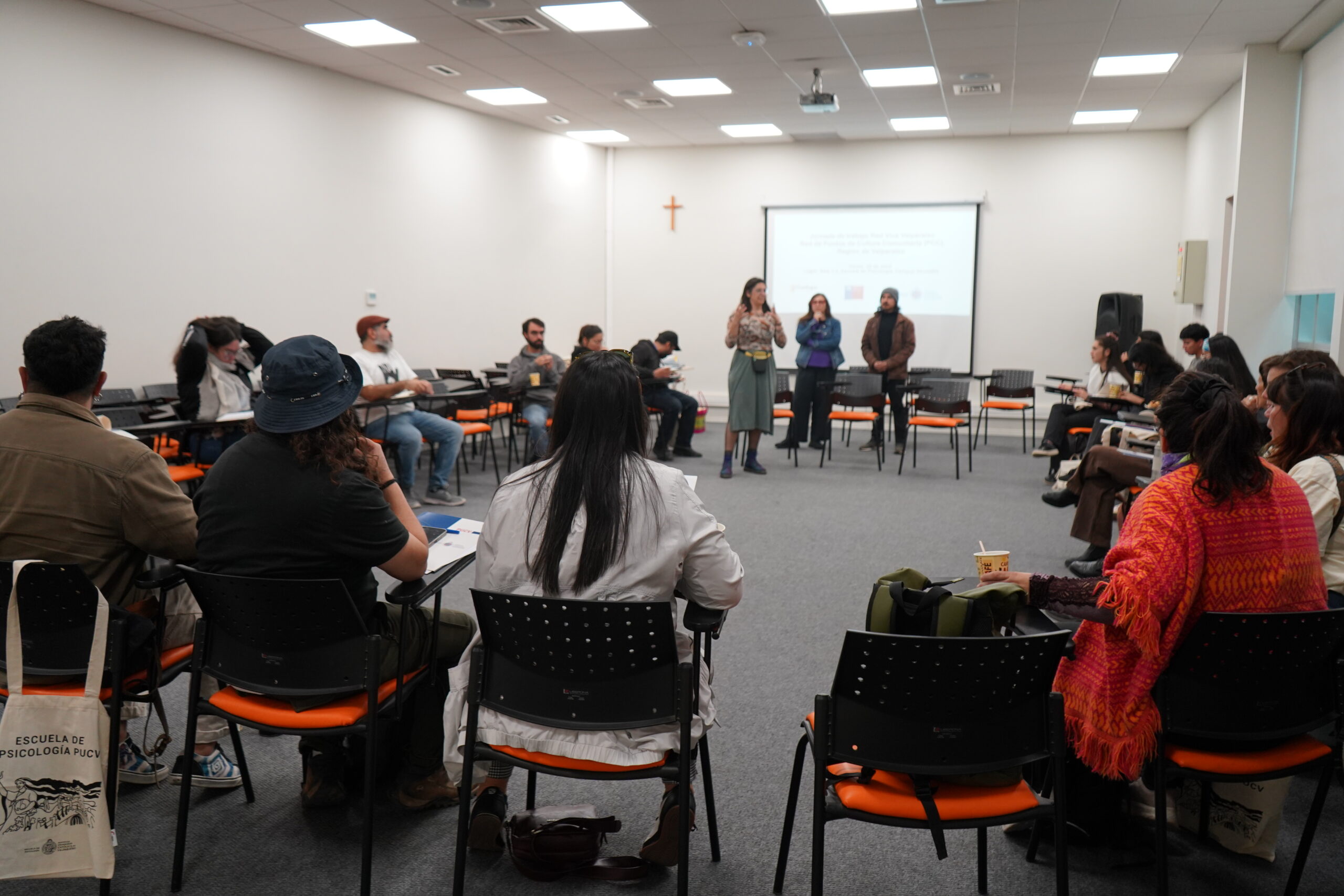 Lee más sobre el artículo Jornada de capacitación vincula a la Escuela de Psicología con la Red de Puntos de Cultura Comunitaria